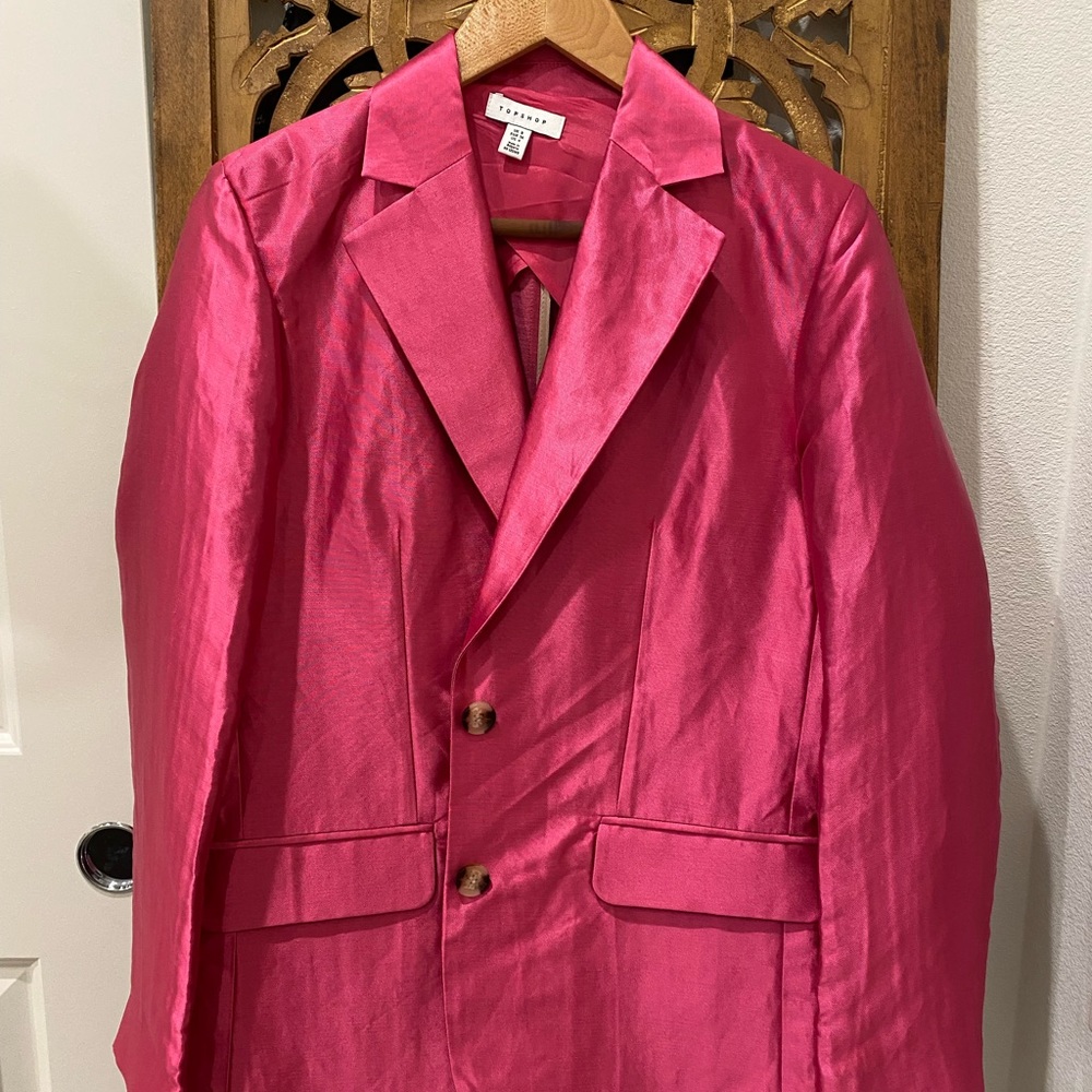 Pink blazer with buttons